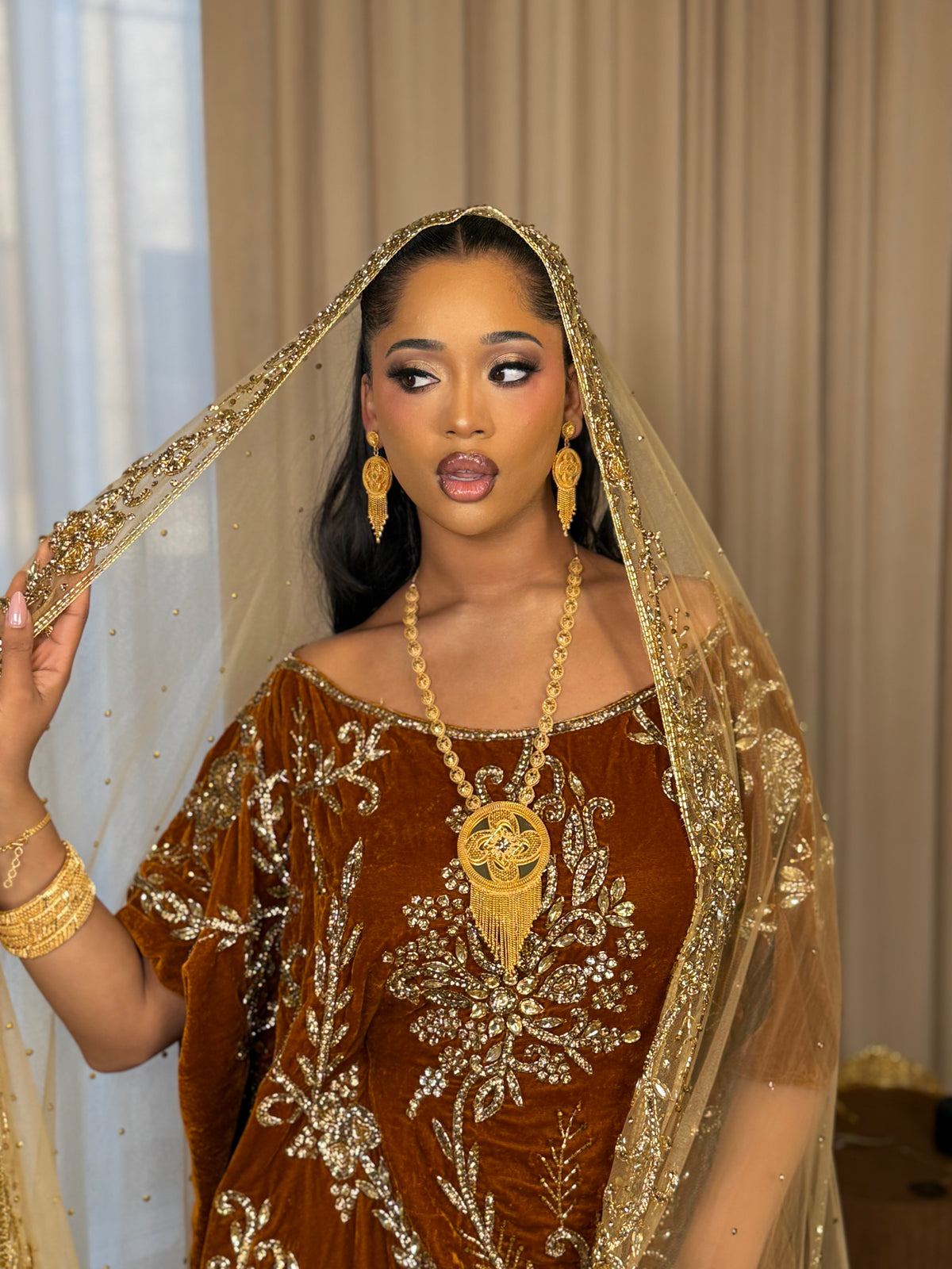 The Sultana Glow Dirac